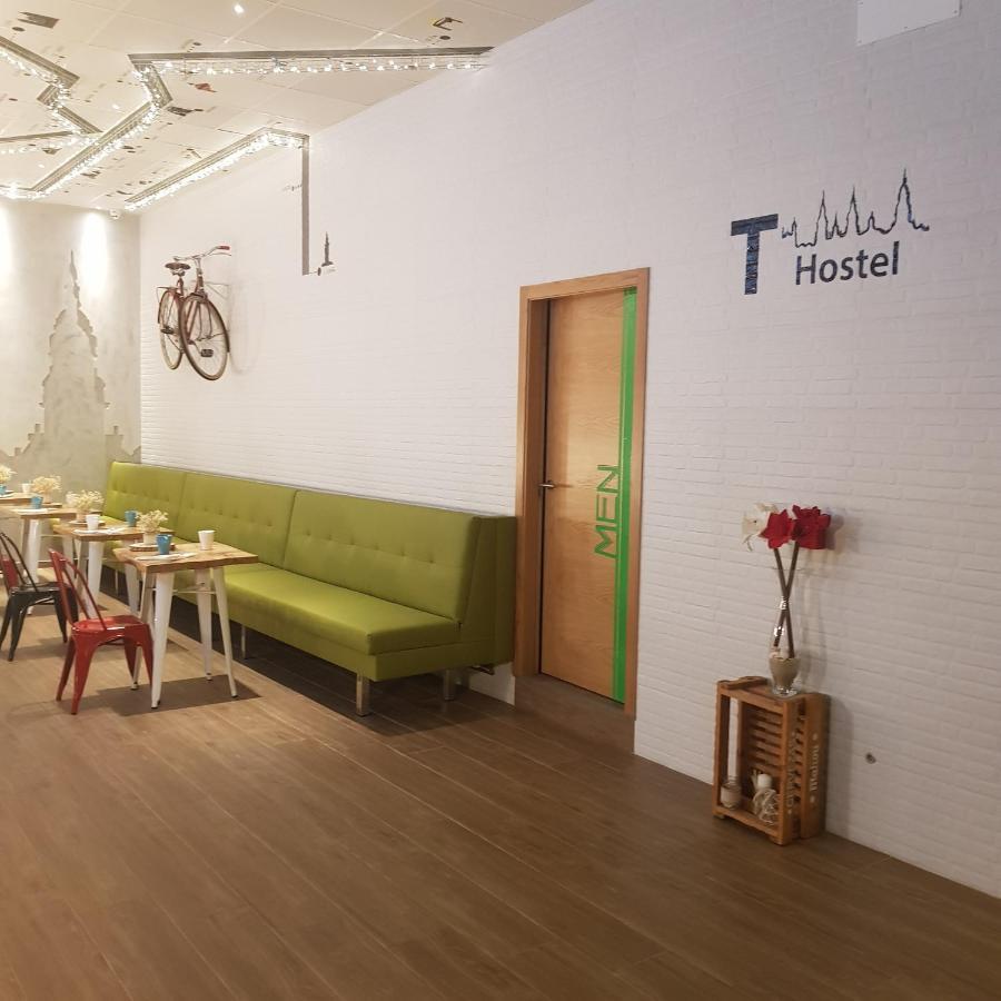 Thostel Santiago de Compostela Exterior foto